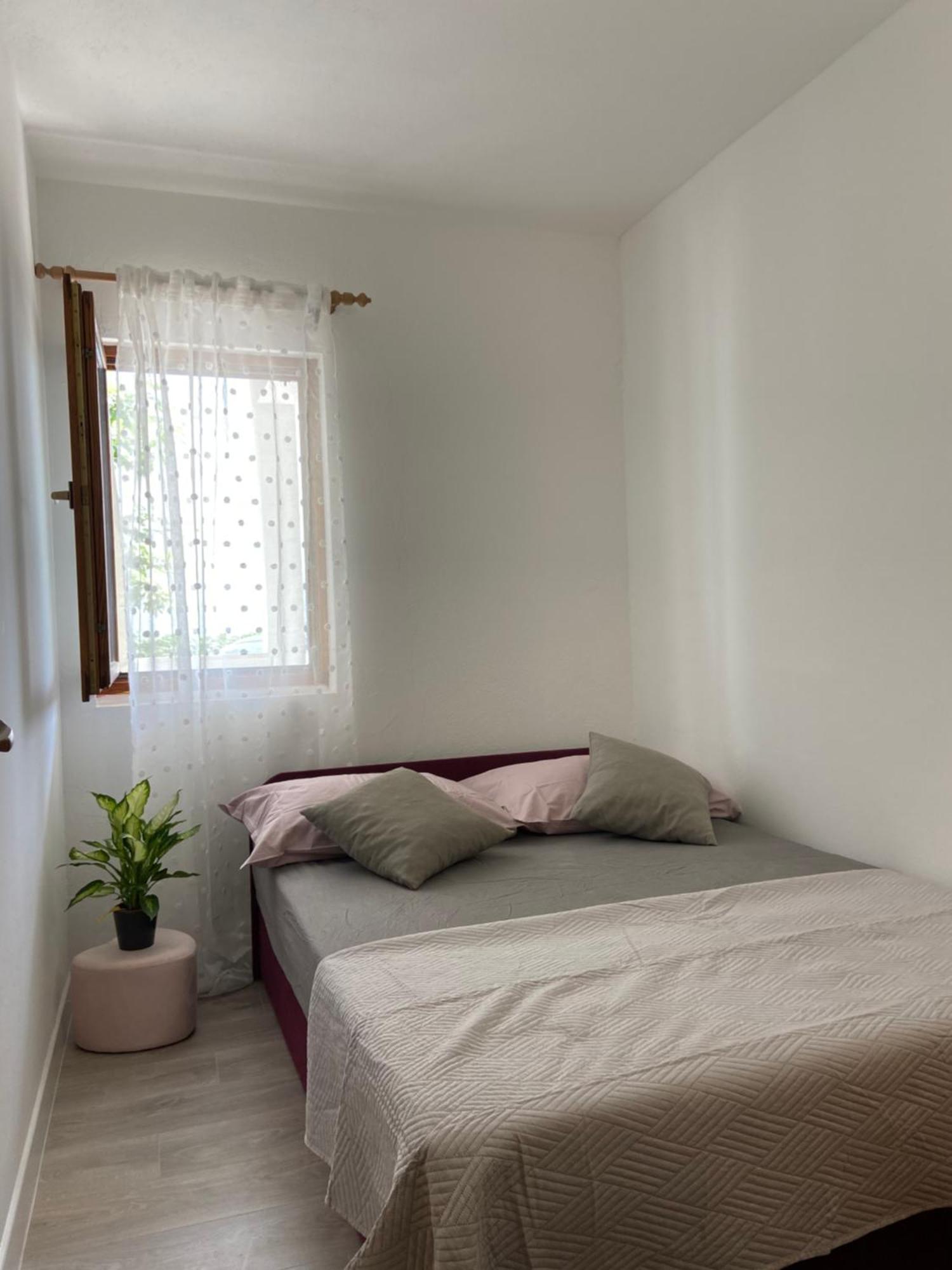 Apartmani Mara Rogoznica Rogoznica  Exterior foto
